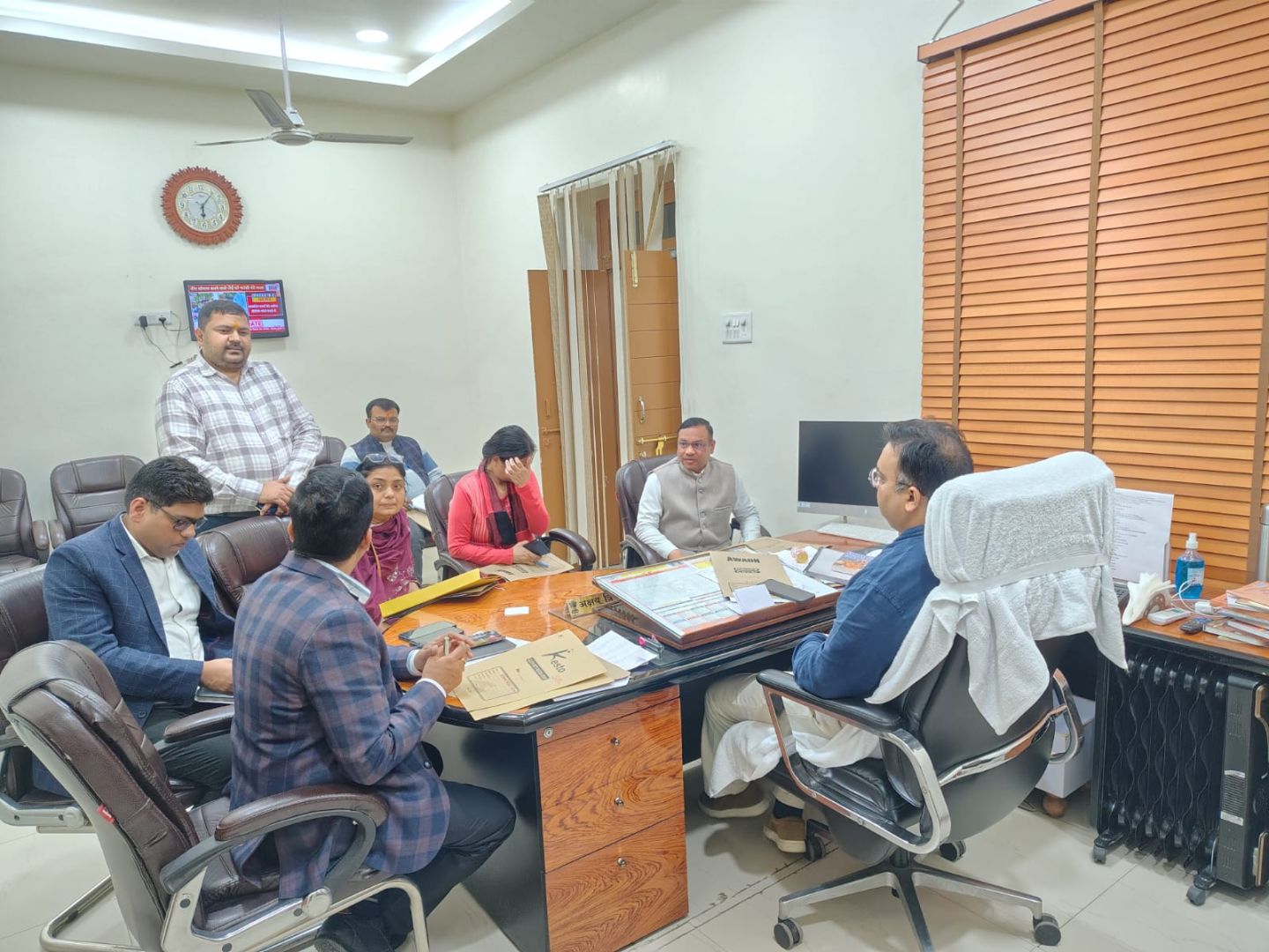 राजकीय आश्रम पद्धति विद्यालय में प्रवेश परीक्षा से सम्बन्धित बैठक सम्पन्न