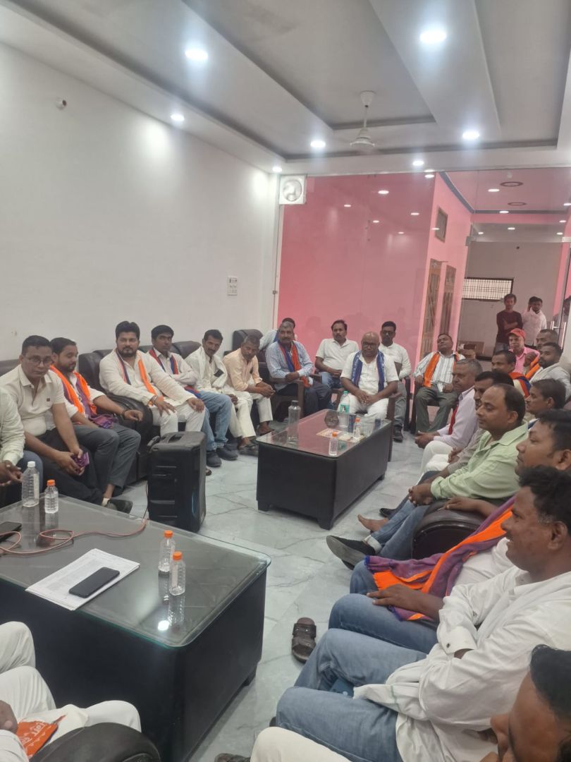मुख्य अतिथि माननीय नेता विधान मंडल दल अपना दल एस विधायक नानपारा राम निवास वर्मा रहे 